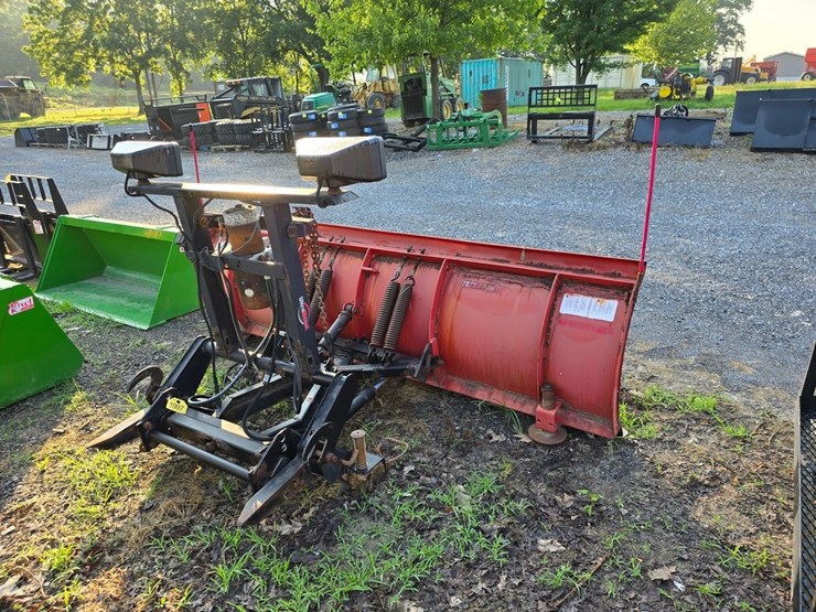 western-8'-front-snow-blade-image-3
