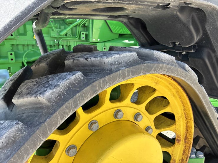 2020-john-deere-8rx-410-image-62
