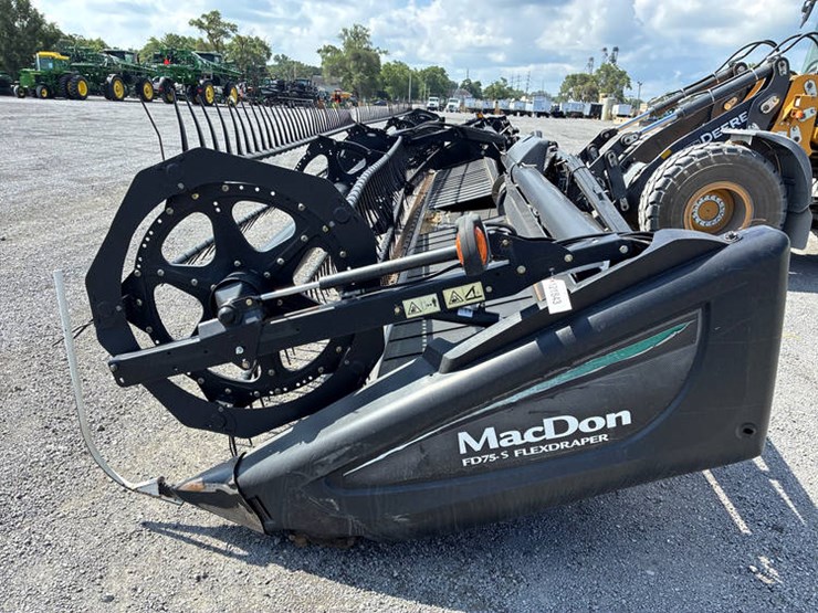 2013-mac-don-fd75-image-47