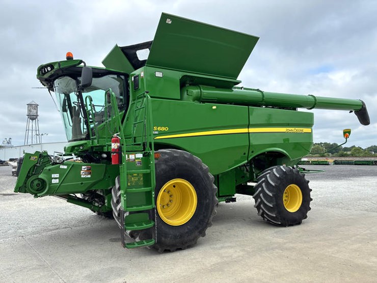 2015-john-deere-s680-image-13
