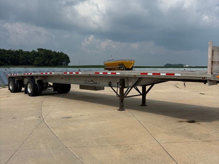 2008-benson-flatbed-image-3