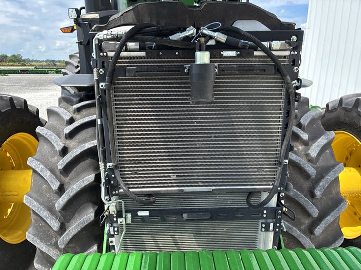2023-john-deere-8r-340-image-67