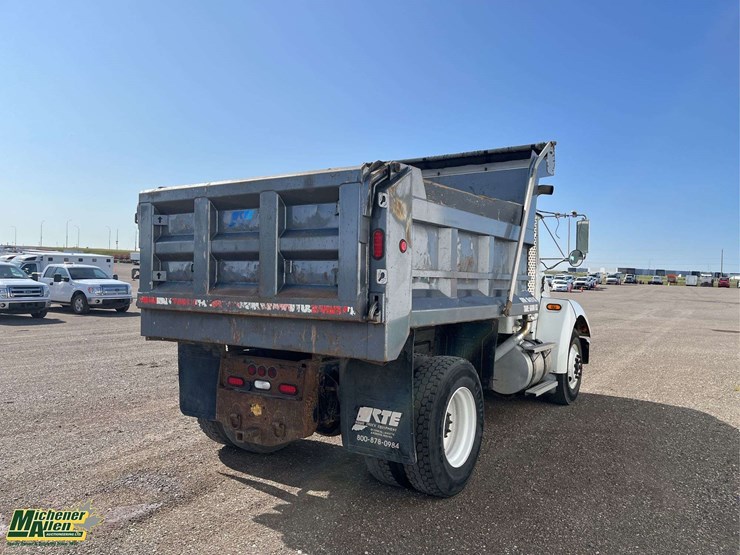 2001-kenworth-t300-image-10