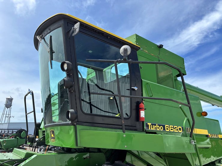 1983-john-deere-6620-image-37
