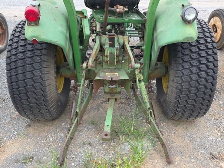 john-deere-850-image-10
