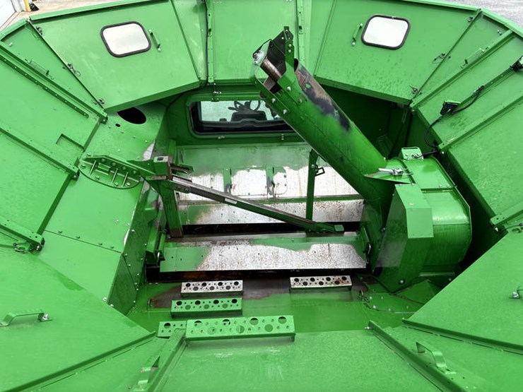 2016-john-deere-s680-image-100