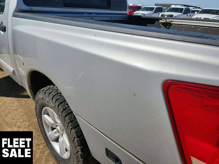 2015-nissan-titan-image-31