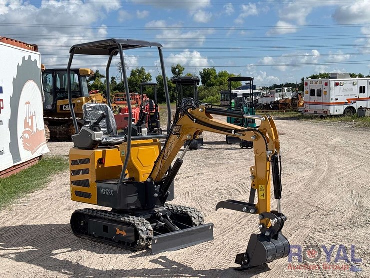 unused-2025-cfg-mx12rx-mini-excavator-image-2