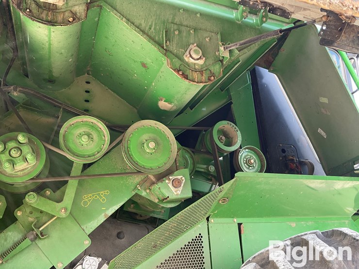 2004-john-deere-9760-sts-image-16