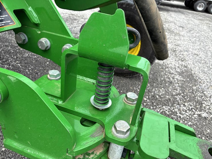 2023-john-deere-2510h-image-59