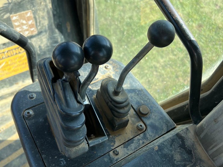 caterpillar-963c-image-13