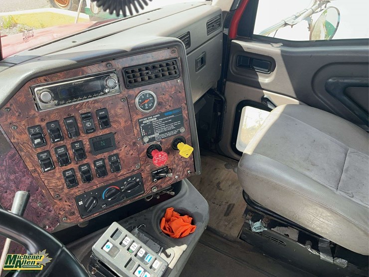 2002-international-9200i-image-7