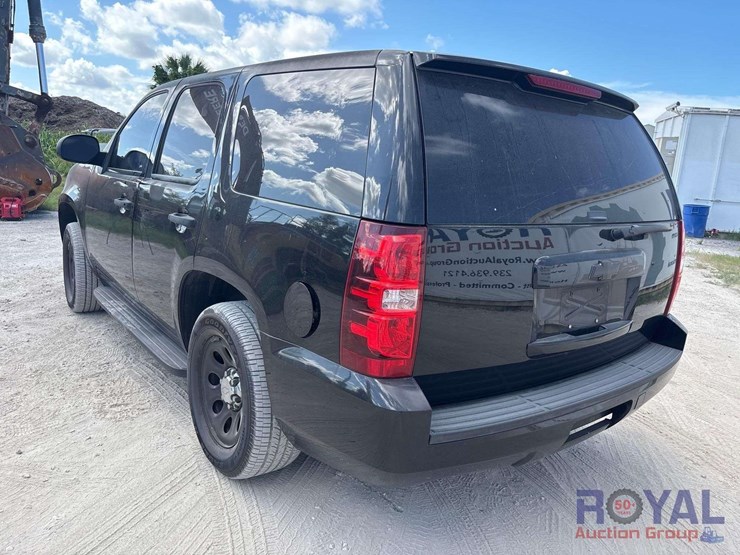 2014-chevrolet-tahoe-image-4