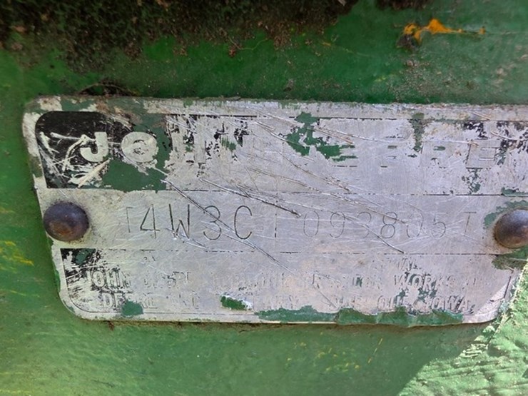 john-deere-300-image-5