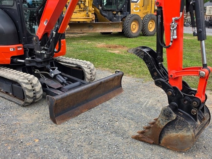 2021-kubota-kx033-4-image-38