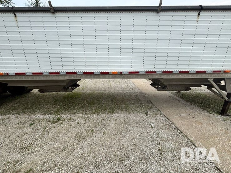 2014-wilson-grain-trailer-image-9