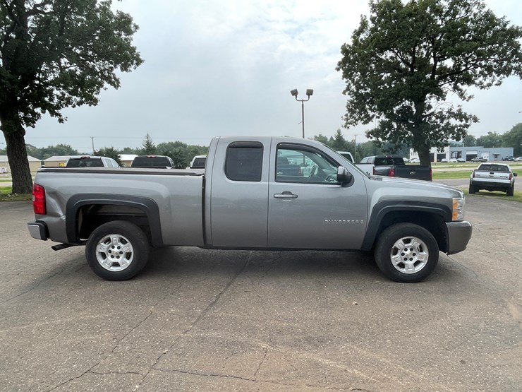 2007-chevrolet-silverado-1500-image-4