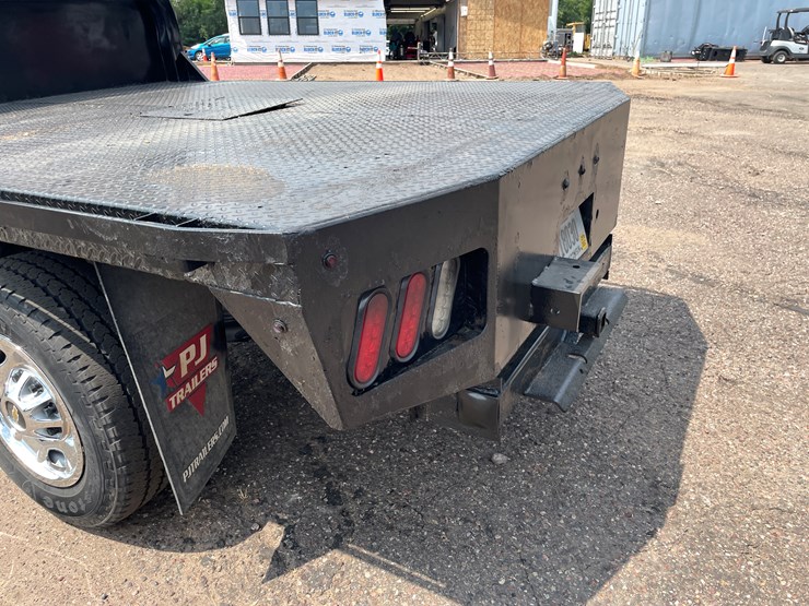 2019-chevrolet-silverado-2500-image-22