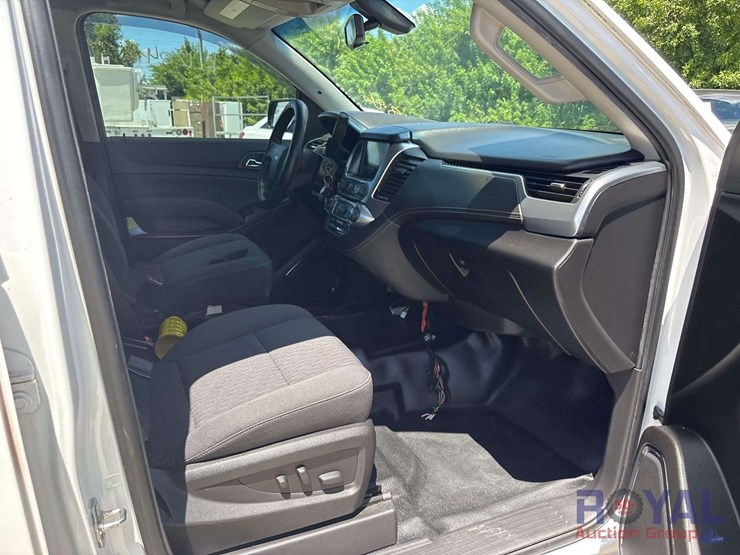 2019-chevrolet-tahoe-image-23