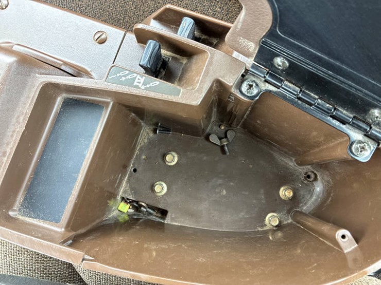 2009-john-deere-8430-image-73