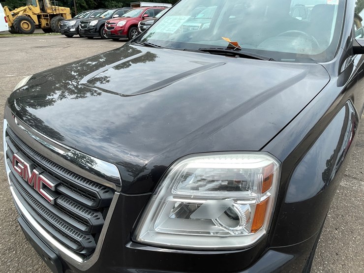 2016-gmc-terrain-sle-image-10