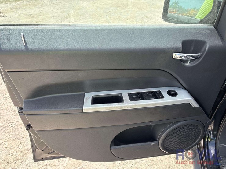 2008-jeep-patriot-sport-image-11