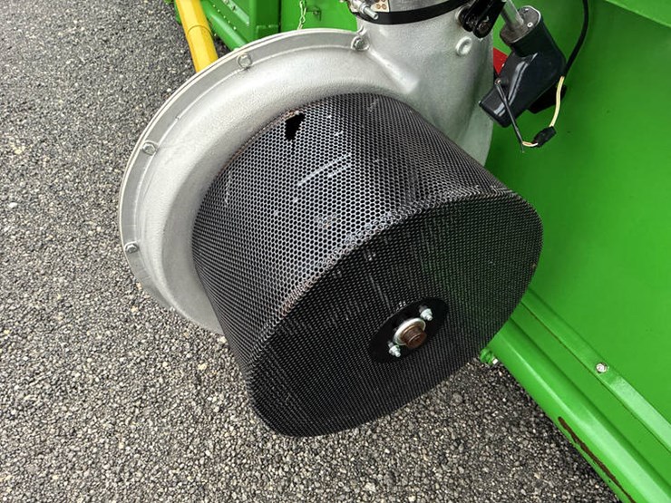 2013-john-deere-635f-image-24