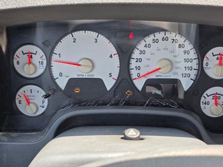 2006-dodge-ram-3500-image-72