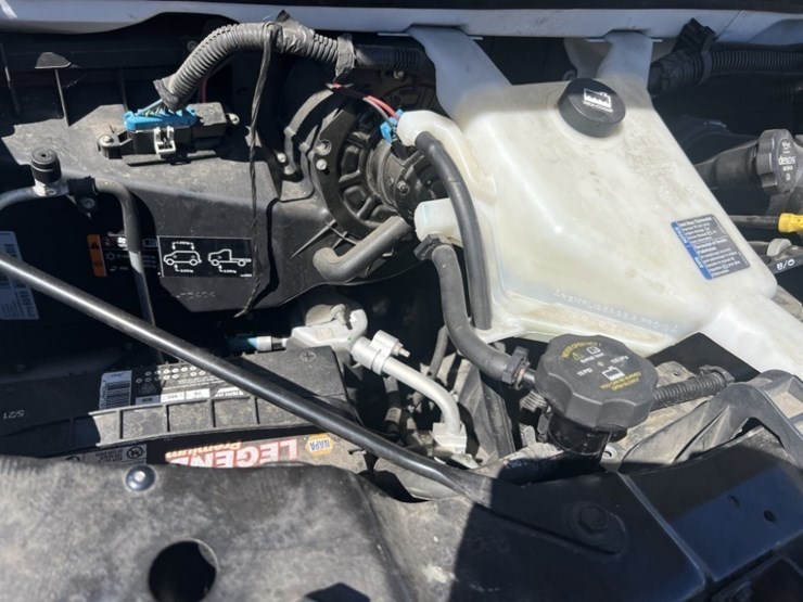 2015-chevrolet-express-3500-image-27