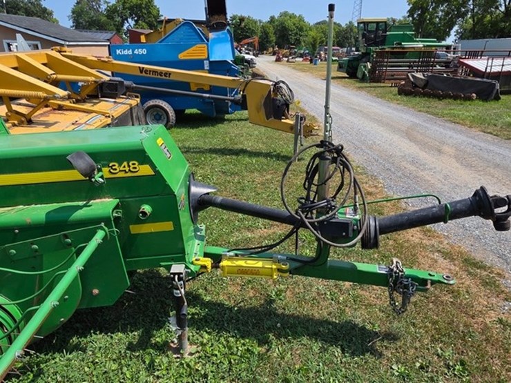 john-deere-348-image-6