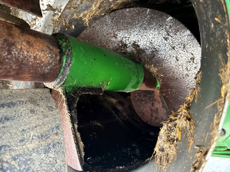 2013-john-deere-s690-image-82
