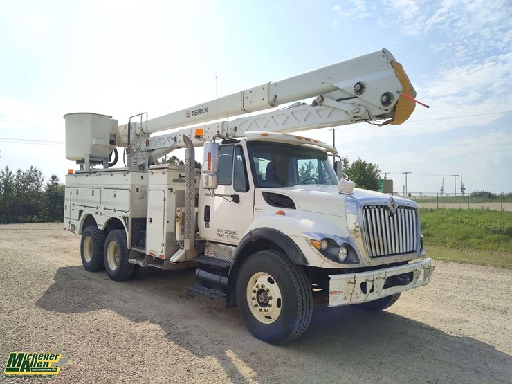 2011-international-workstar-7500-image-2