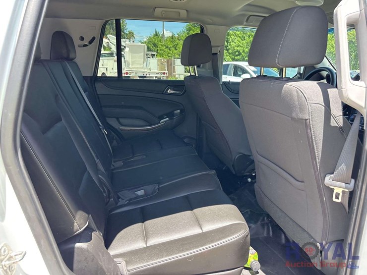 2019-chevrolet-tahoe-image-21