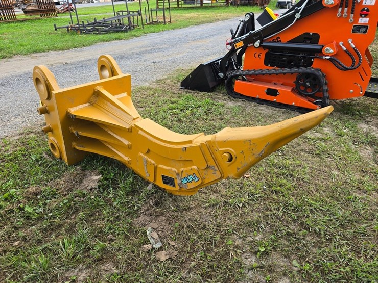 caterpillar-336-image-4