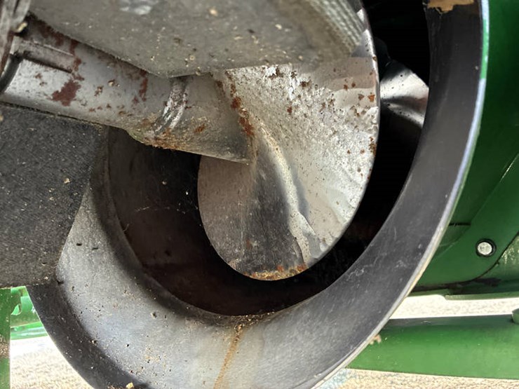 2014-john-deere-s690-image-114