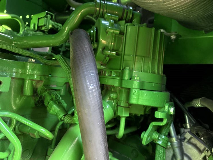 2013-john-deere-s670-image-95