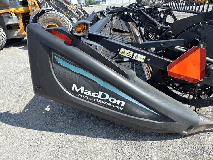 2013-mac-don-fd75-image-8
