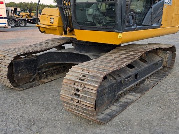 2013-deere-160g-lc-image-11