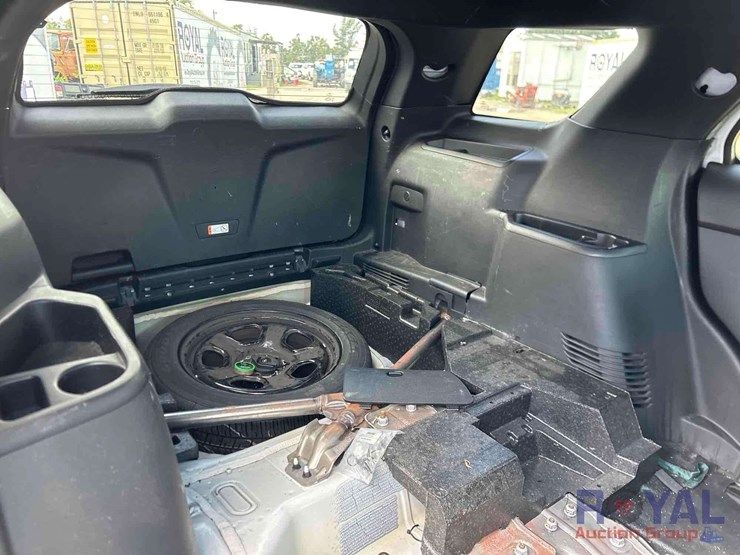 2016-ford-explorer-image-20