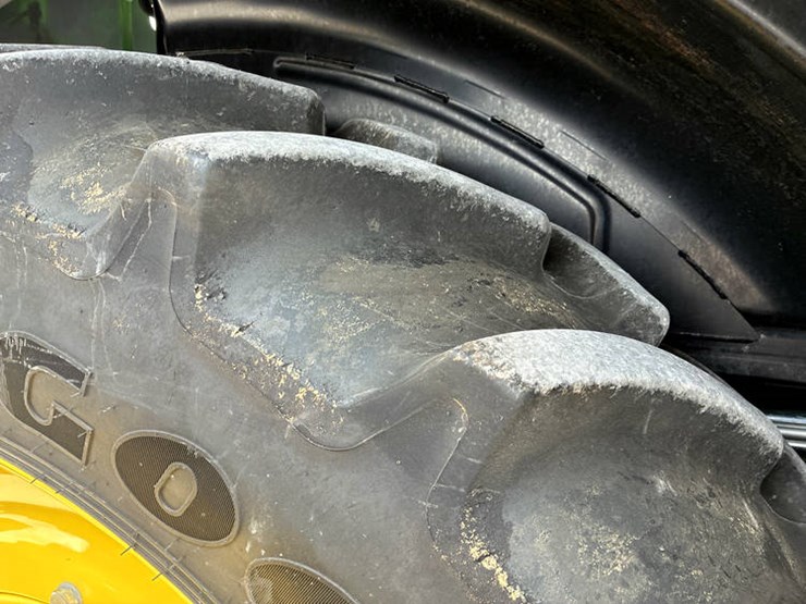 2023-john-deere-8r-340-image-55