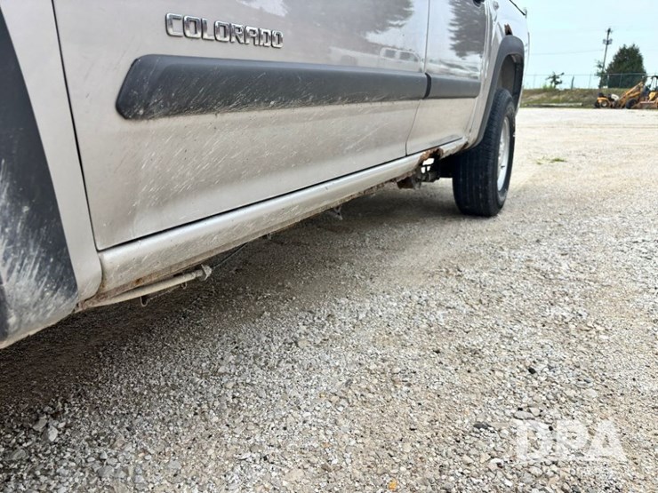 2004-chevrolet-colorado-ls-image-22