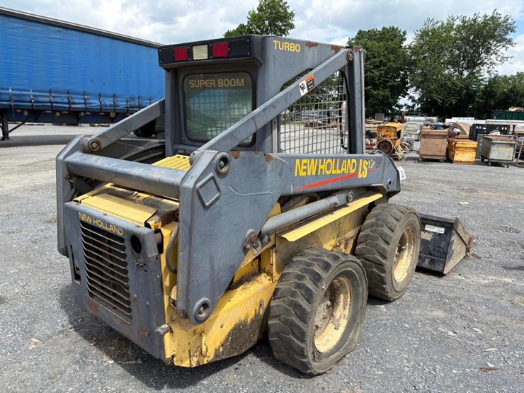 new-holland-ls170-image-8