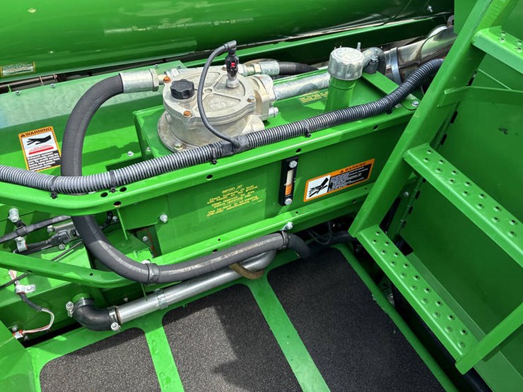 2017-john-deere-s680-image-97