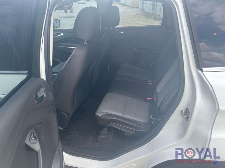 2016-ford-escape-image-15