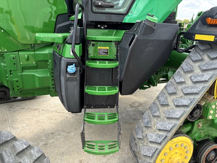2021-john-deere-8rx-310-image-23