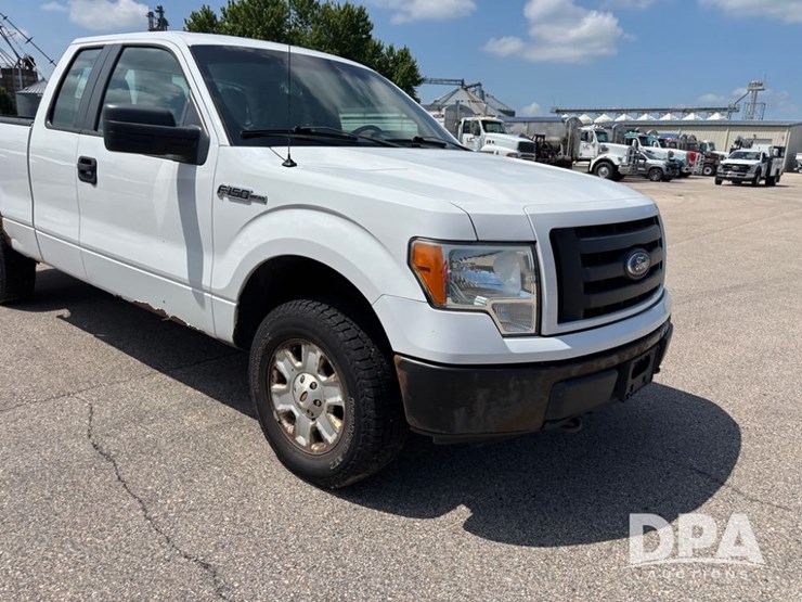 2011-ford-f150-image-19