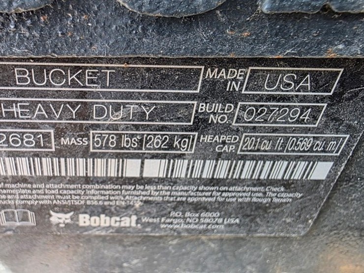 2022-bobcat-t770-image-40