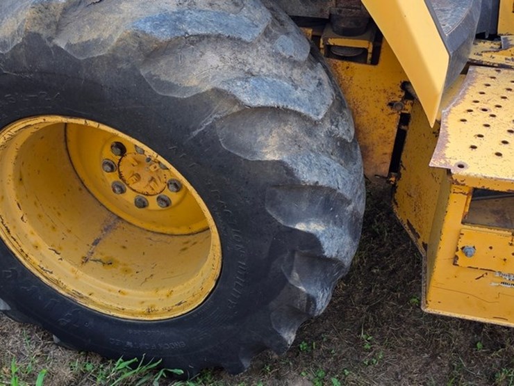 1995-john-deere-310d-image-13