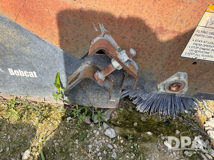 bobcat-broom-attachment-(gp11031)-image-10