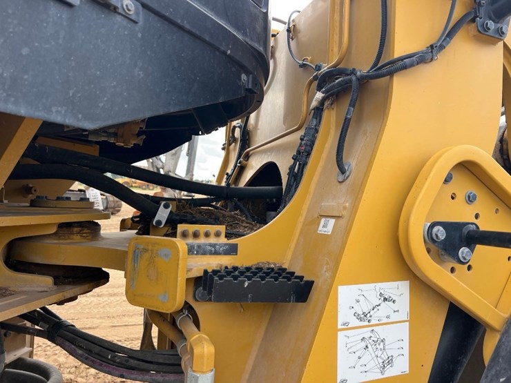 caterpillar-926m-image-27